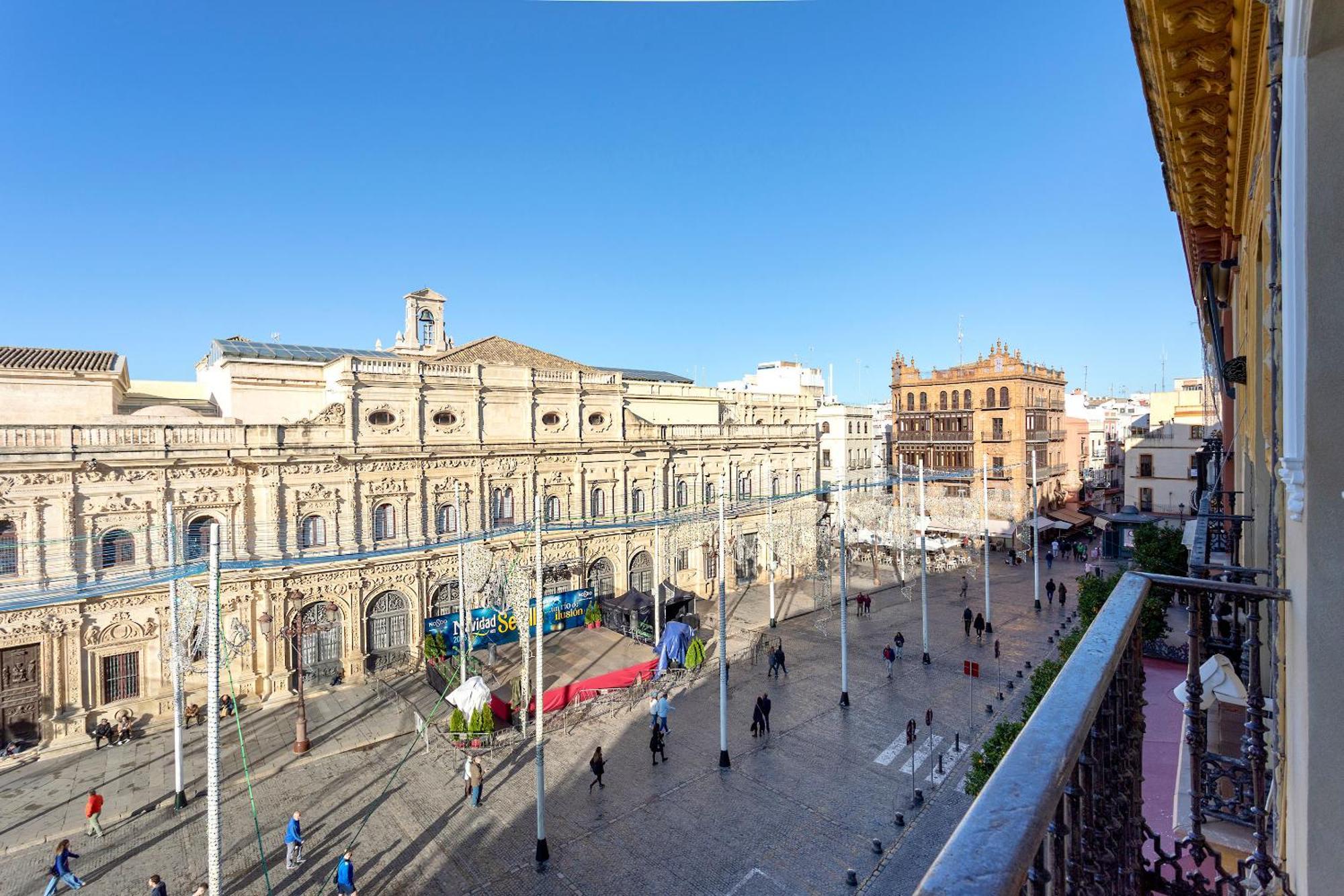 Genteel Home San Francisco Suites Siviglia Esterno foto