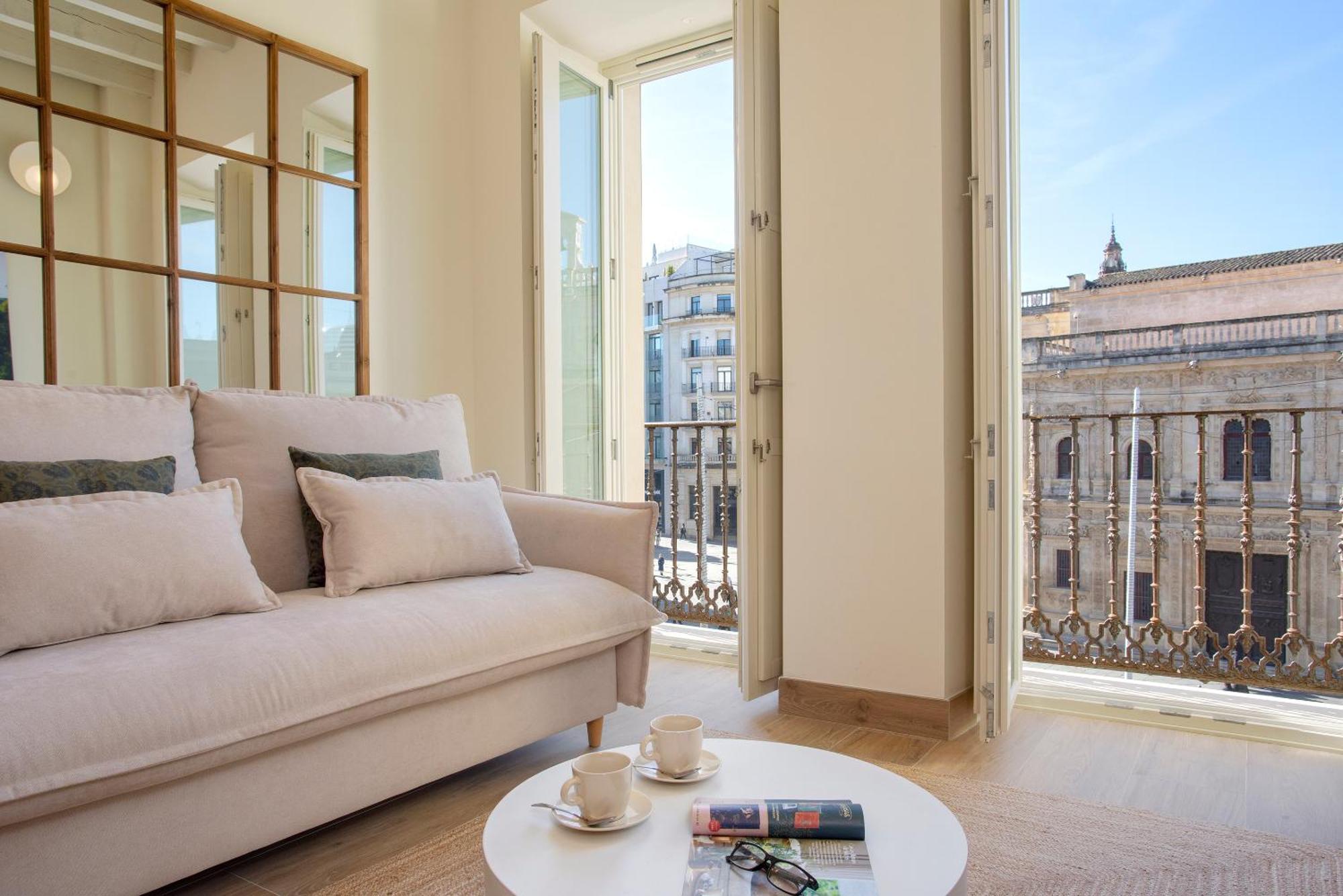 Genteel Home San Francisco Suites Siviglia Esterno foto